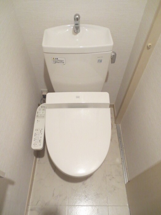 物件内観写真10　(トイレ)