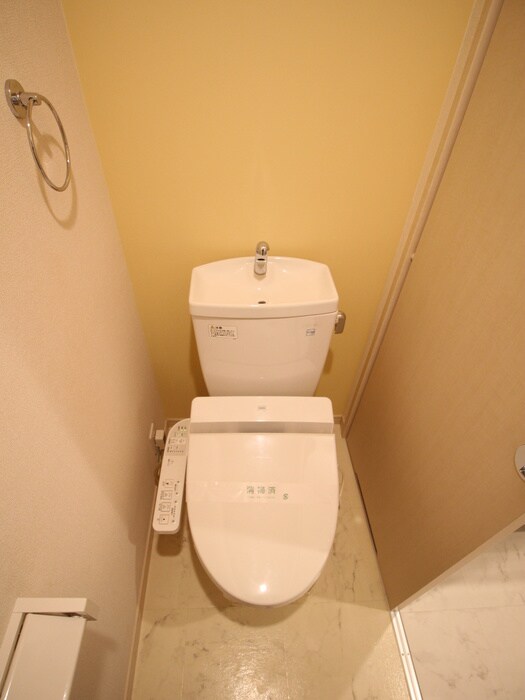 物件内観写真12　(トイレ)