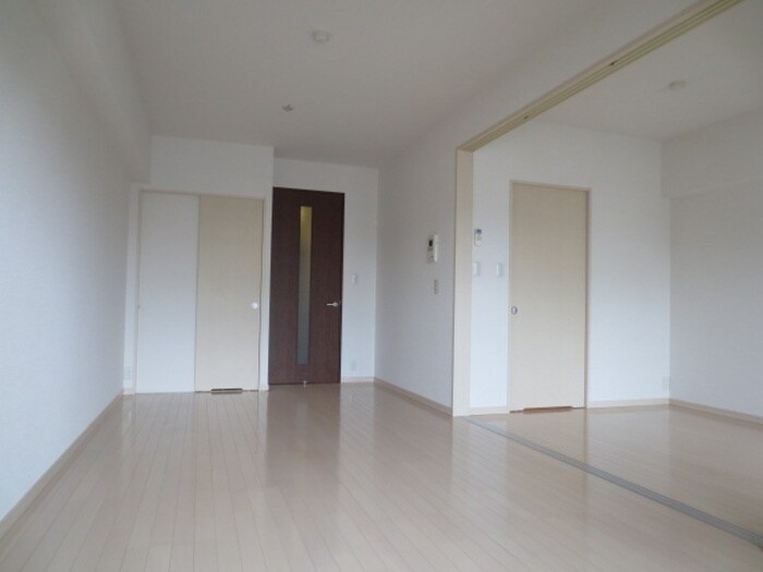 物件内観写真13　(居室)