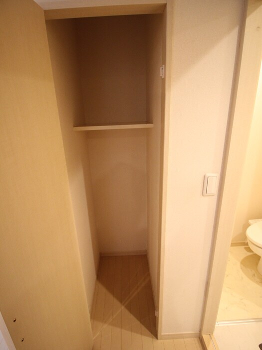 物件内観写真19　(収納)