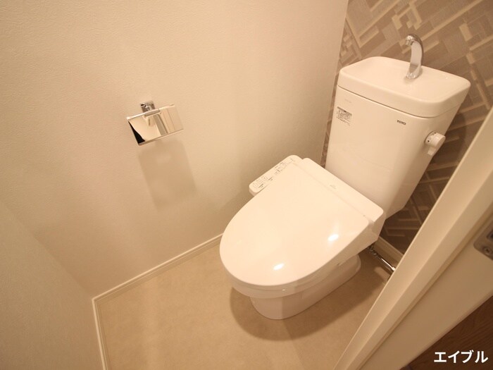 物件内観写真8　(トイレ)