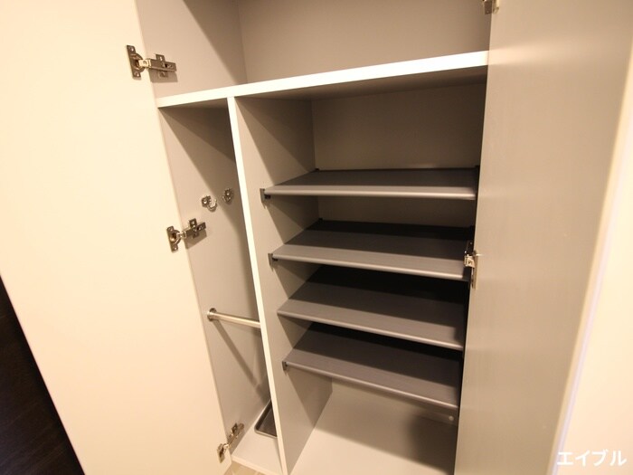 物件内観写真12　(靴箱)