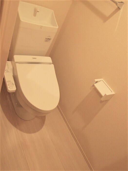 物件内観写真12　(トイレ)