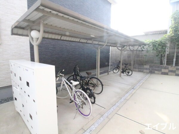 駐輪場