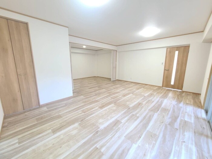 物件内観写真13　(居室)