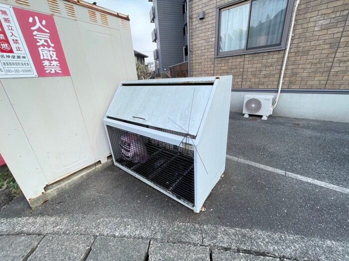 物件外観写真4　(建物設備)