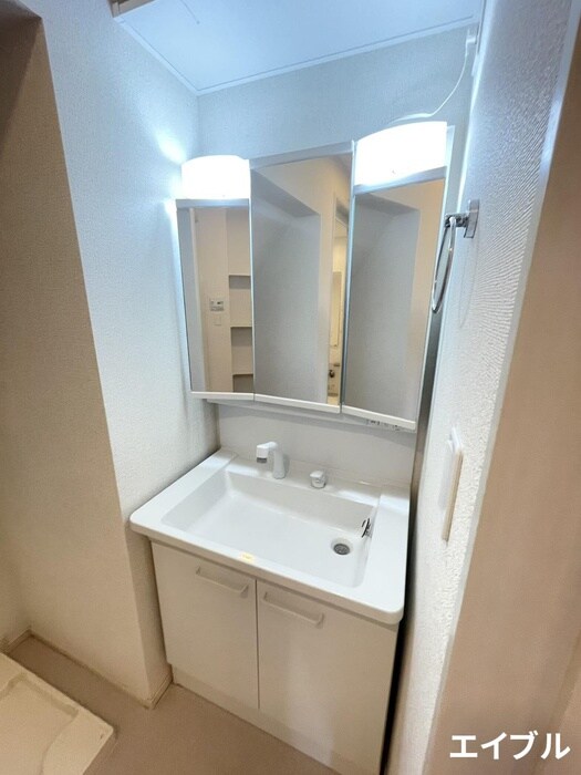 物件内観写真9　(洗面)