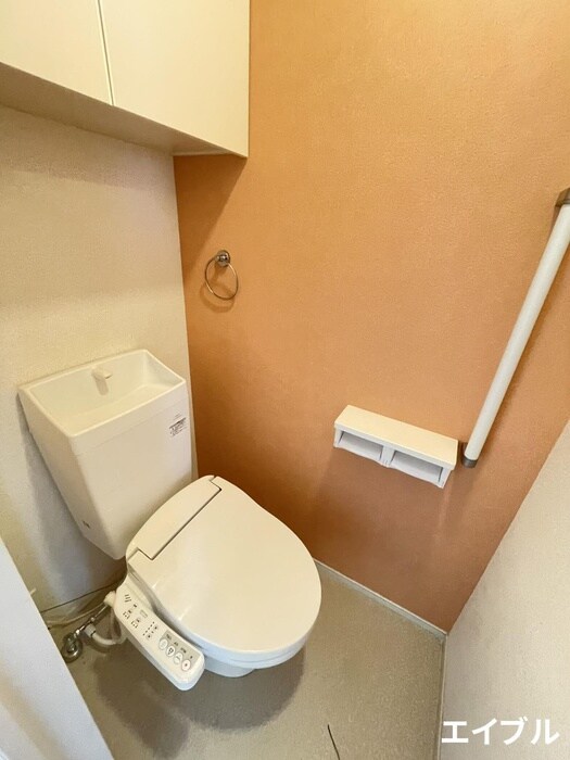 物件内観写真11　(トイレ)