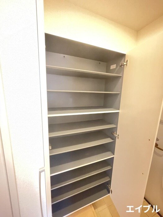 物件内観写真18　(靴箱)