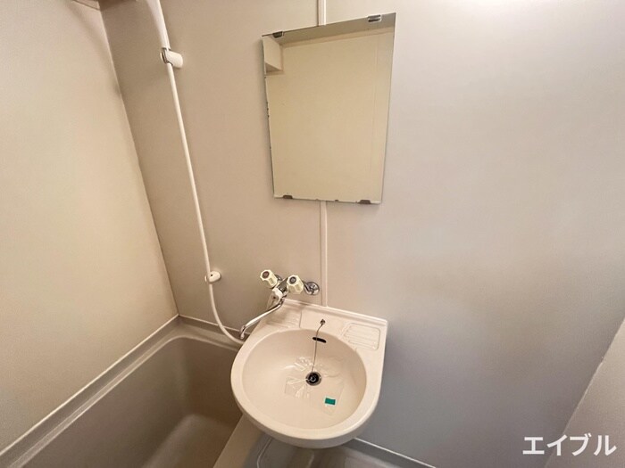 物件内観写真10　(洗面)