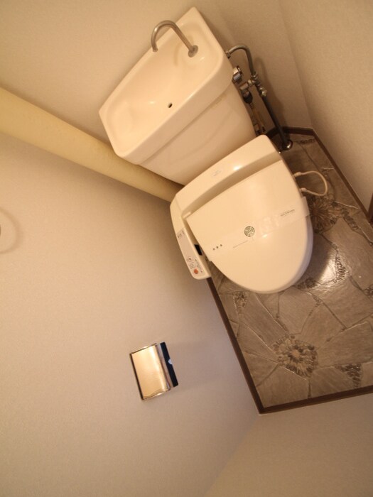 物件内観写真16　(トイレ)