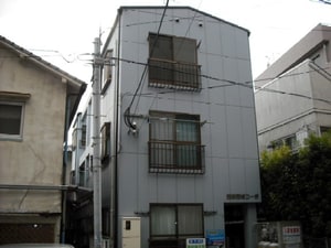 西新西城コ－ポ外観写真