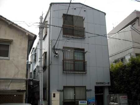 西新西城コ－ポ外観写真