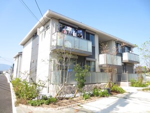 メゾン　サンジェルＢ棟外観写真