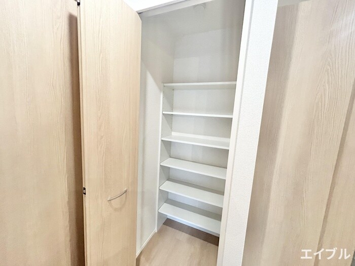 物件内観写真17　(収納)
