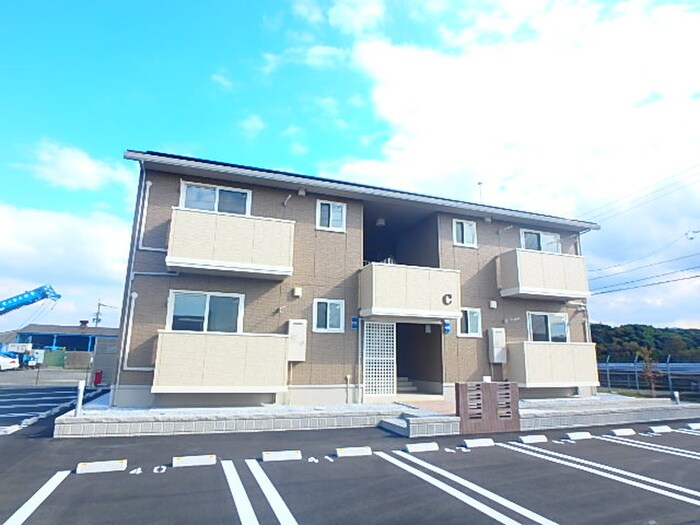 物件外観写真1　(外観写真)