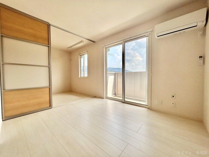 物件内観写真6　(居室)