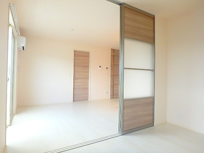 物件内観写真8　(内観写真)