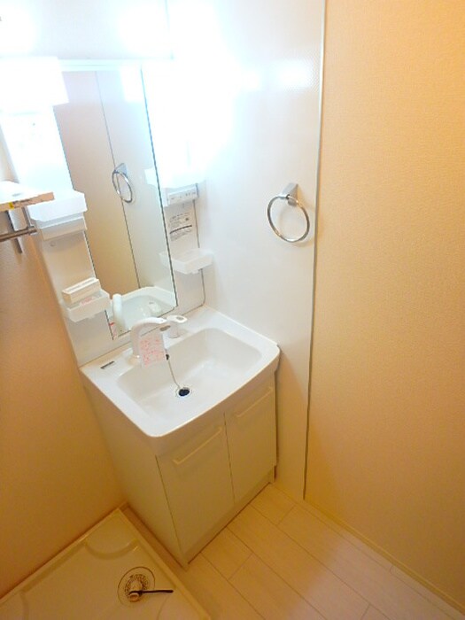 物件内観写真12　(洗面)