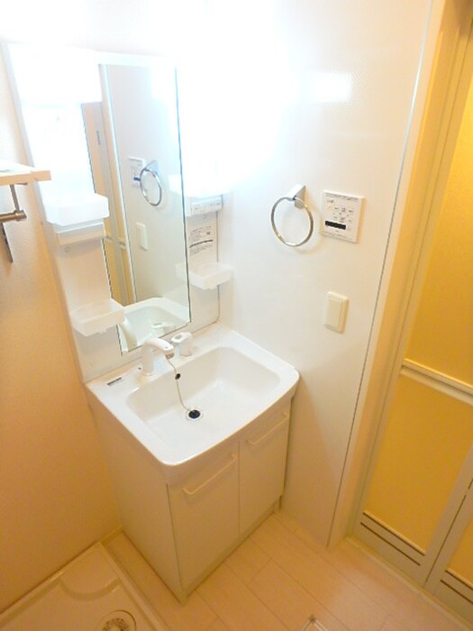 物件内観写真13　(洗面)