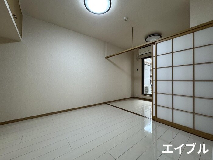 物件内観写真10　(居室)