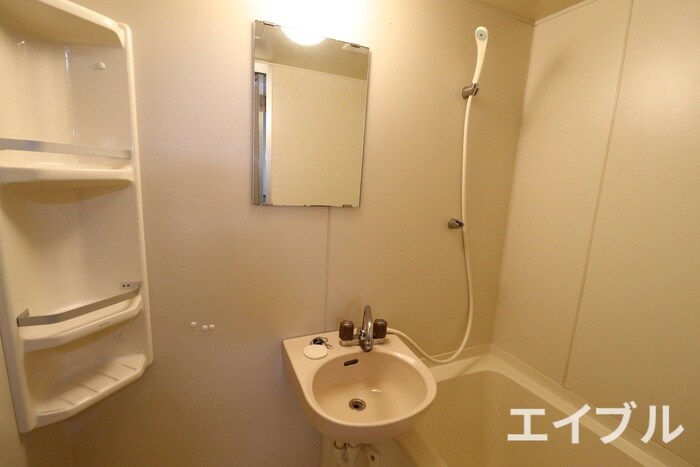 物件内観写真10　(洗面)