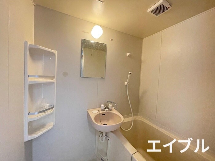 物件内観写真11　(洗面)