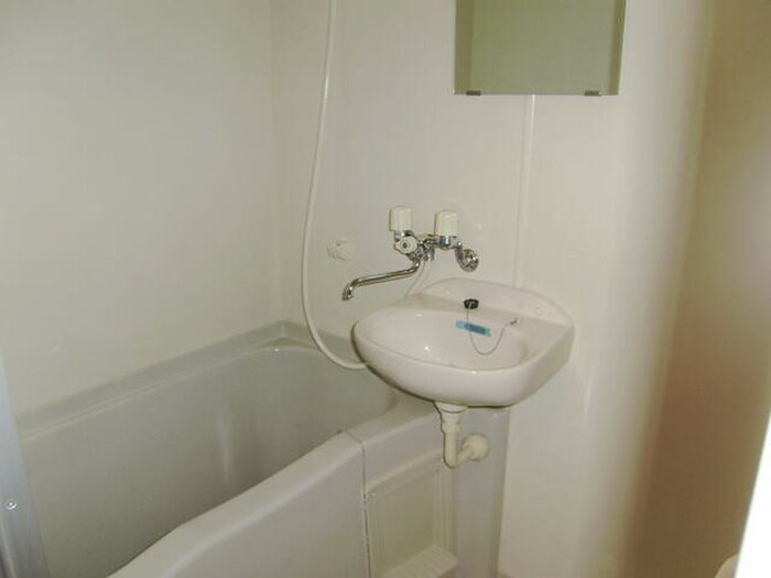 物件内観写真12　(バス／シャワールーム等)