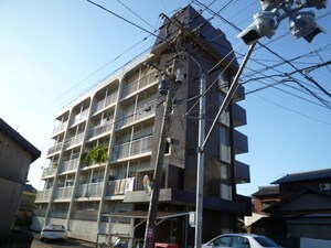 白銀マンション外観写真