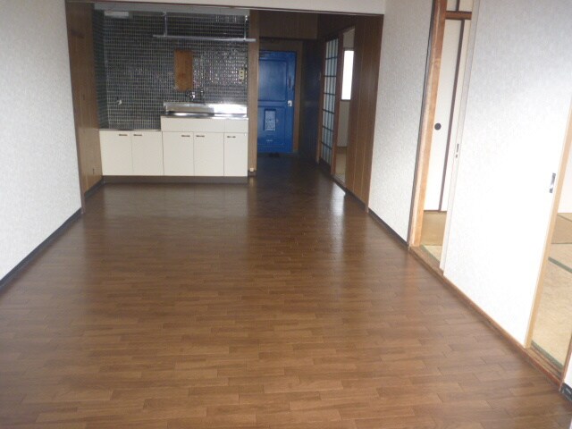 物件内観写真4　(居室)