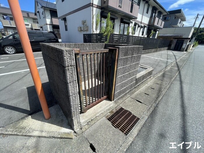 物件外観写真6　(建物設備)