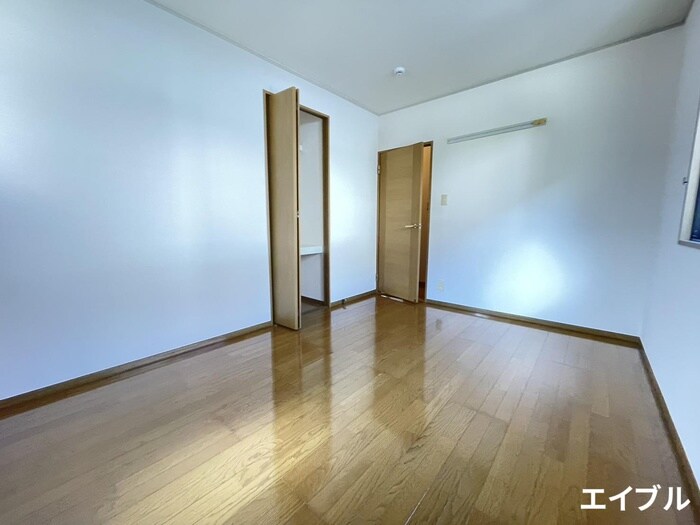 物件内観写真18　(居室)