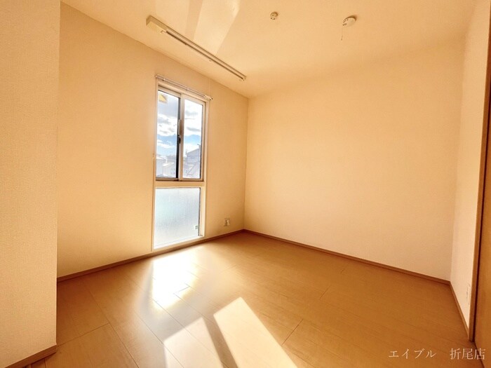 物件内観写真16　(内観写真)