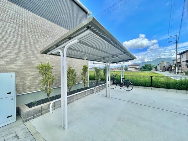 駐輪場