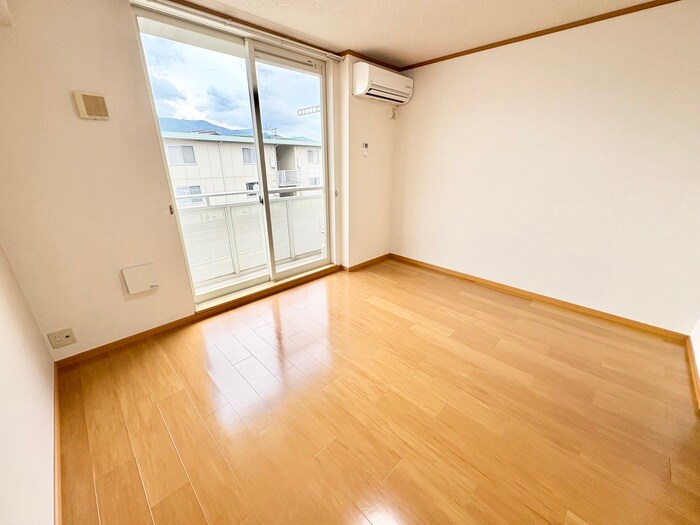 物件内観写真5　(居室)