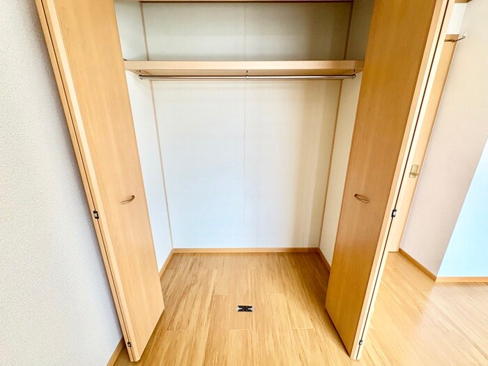 物件内観写真12　(収納)