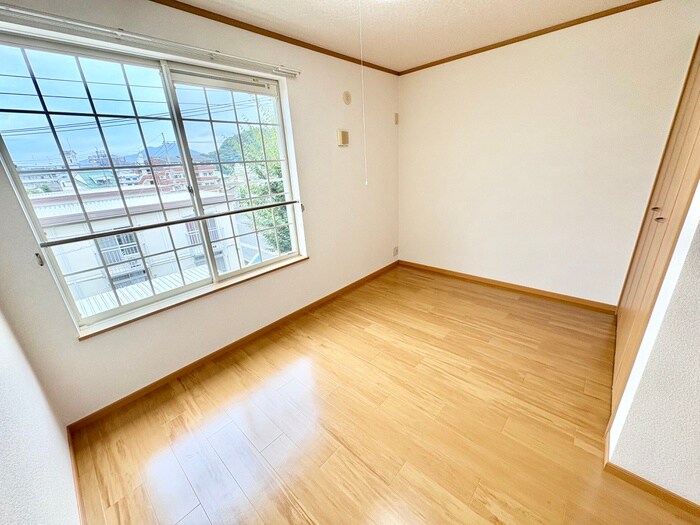 物件内観写真19　(居室)