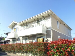 フィオーレ長行東三番館外観写真