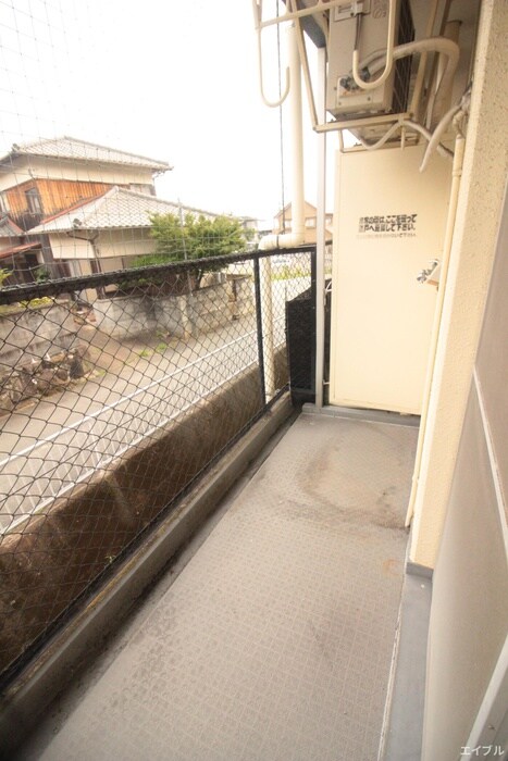 物件内観写真13　(洗濯機置場)