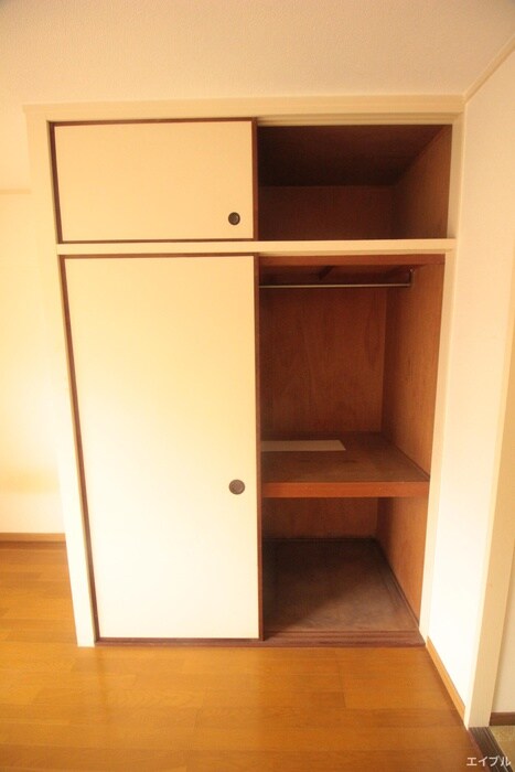 物件内観写真15　(収納)