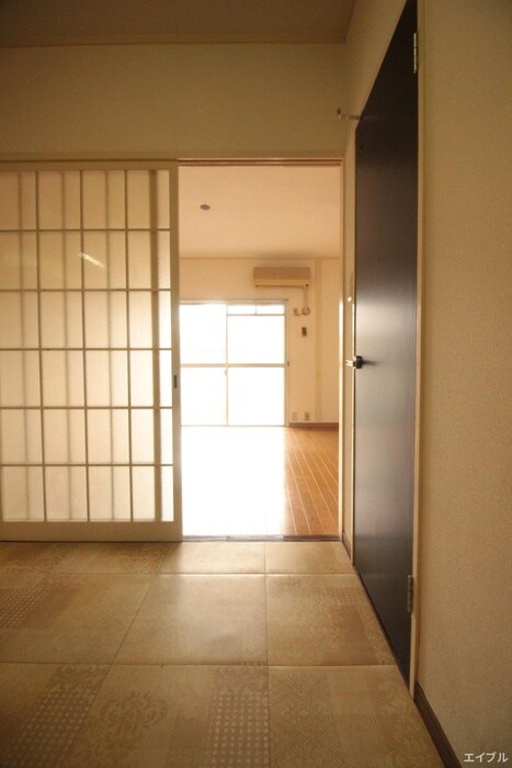 物件内観写真19　(廊下)