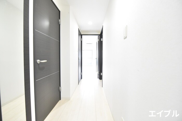 物件内観写真17　(廊下)