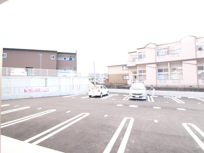 物件内観写真11　(室内からの展望)