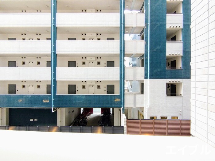 物件内観写真22　(室内からの展望)