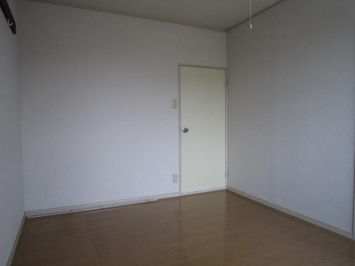 物件内観写真5　(居室)