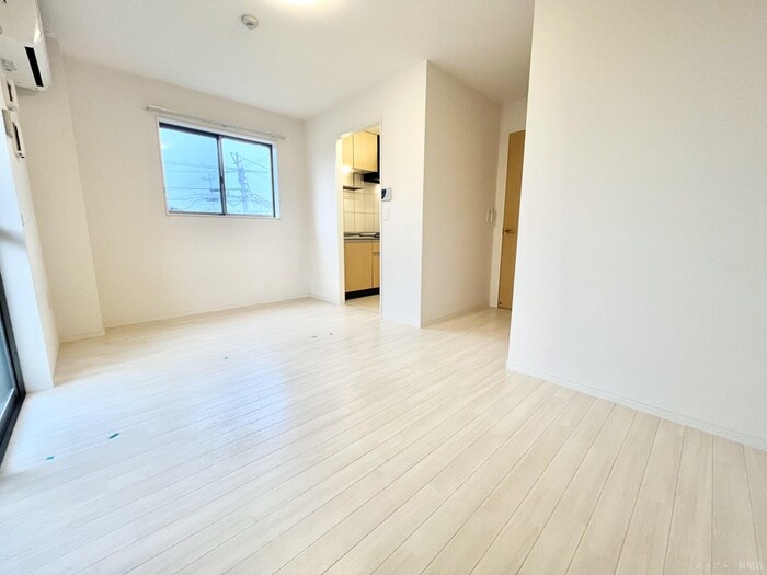 物件内観写真5　(居室)