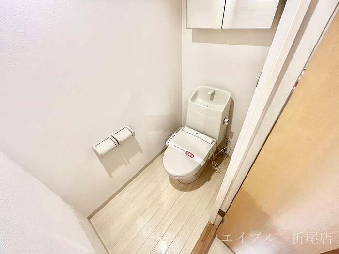 物件内観写真9　(トイレ)