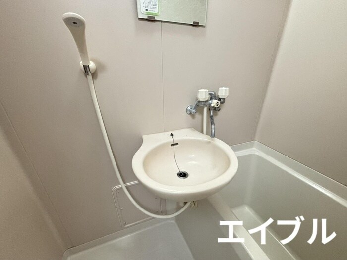 物件内観写真10　(洗面)