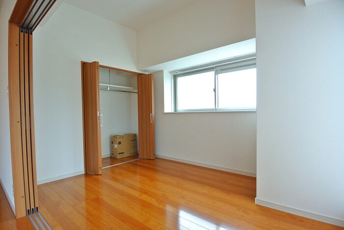 物件内観写真10　(居室)