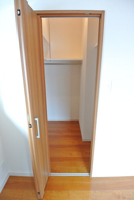 物件内観写真11　(収納)